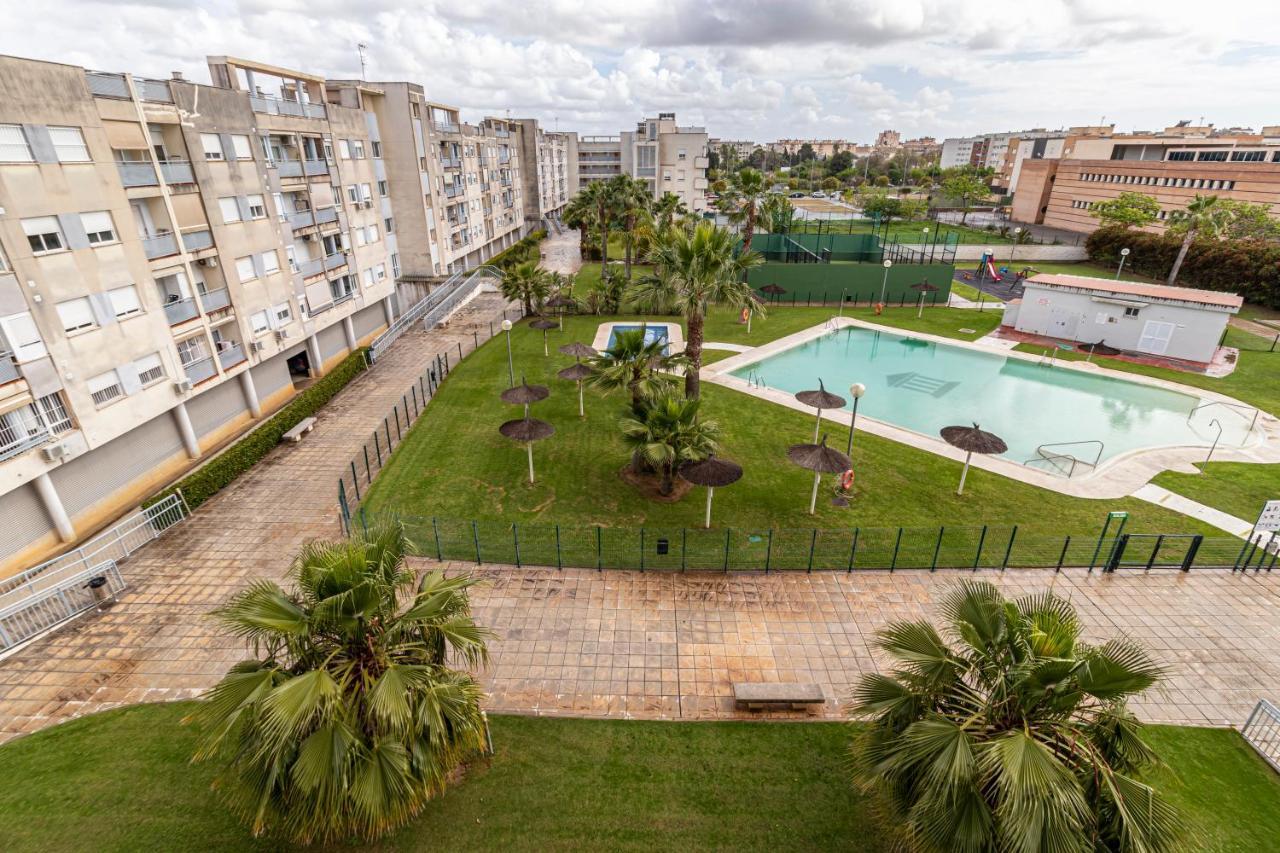 Allo Europa I Parking Piscina Padel 3 Jerez de la Frontera
