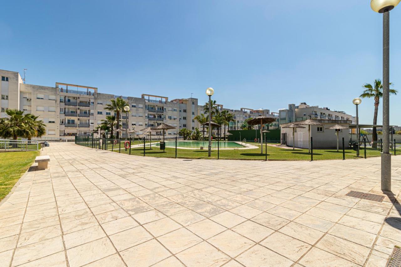 Allo Europa I Parking Piscina Padel 3 *