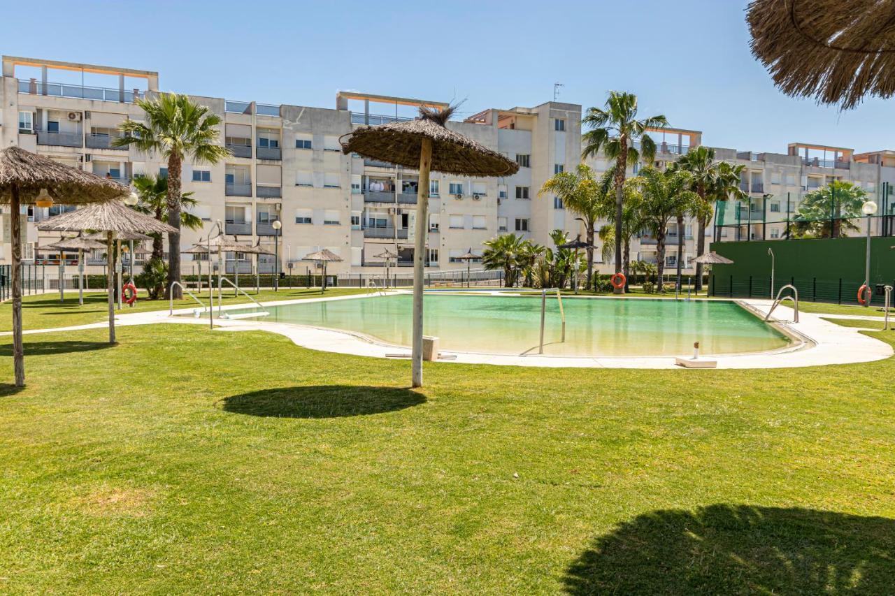 Allo Europa I Parking Piscina Padel 3